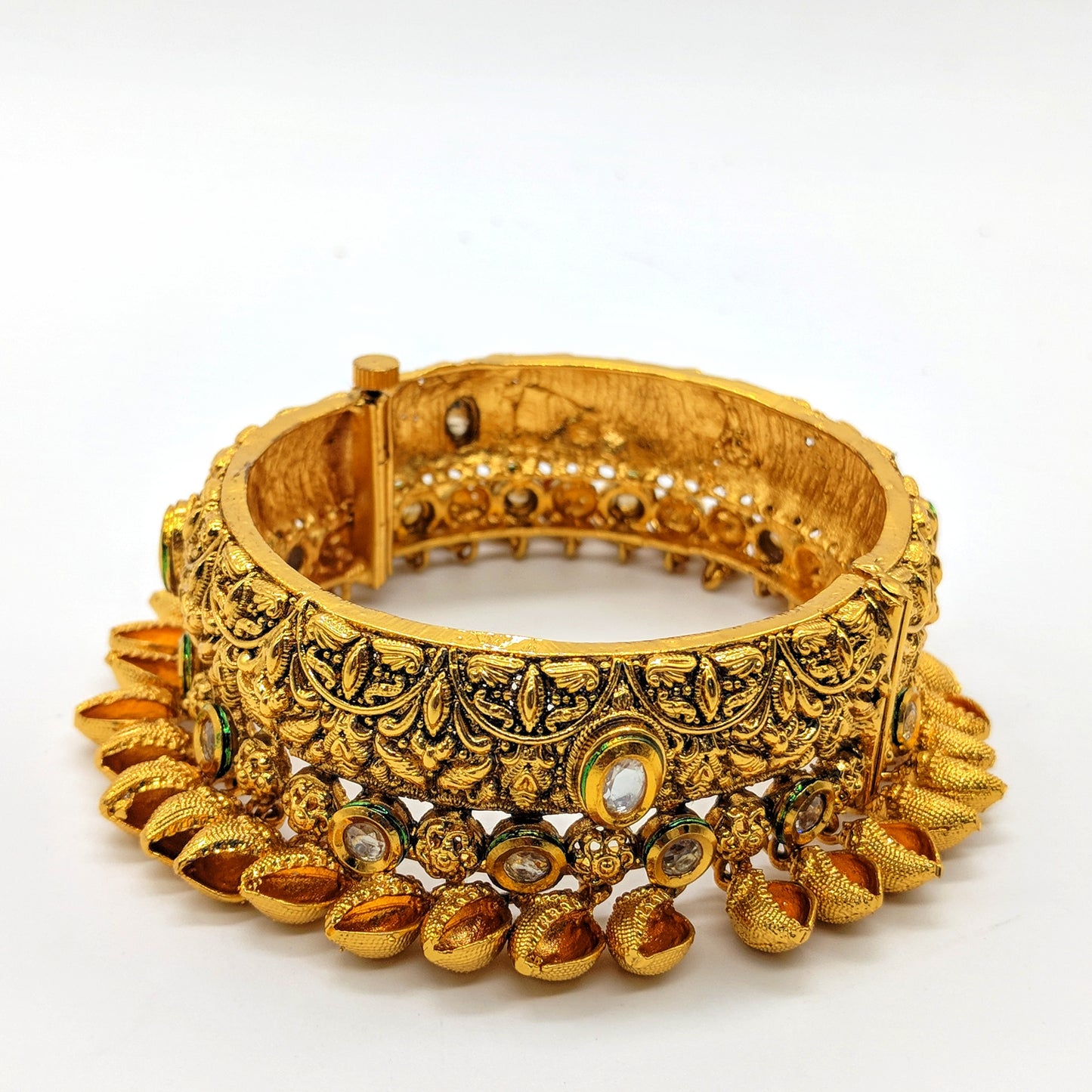 LOLstudio Kundan Work Gold Base Ethnic Wedding Screw Kada Size F10