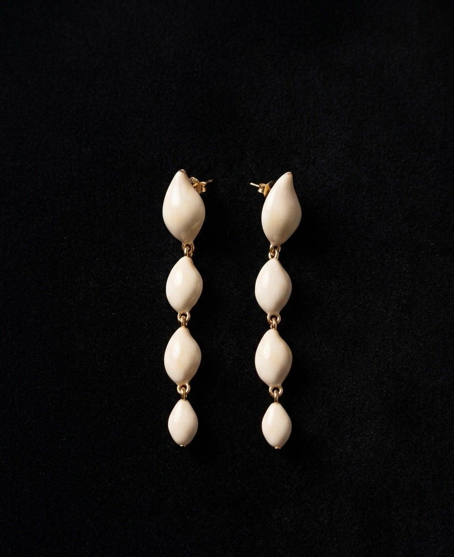 The Venus Drop: Sculptural Cowrie Pearl Earring