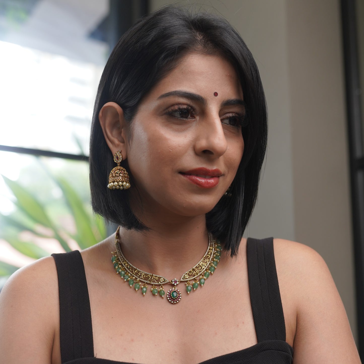 Green Emerald Zircon Diamond Pearl Jewellery Necklace Set