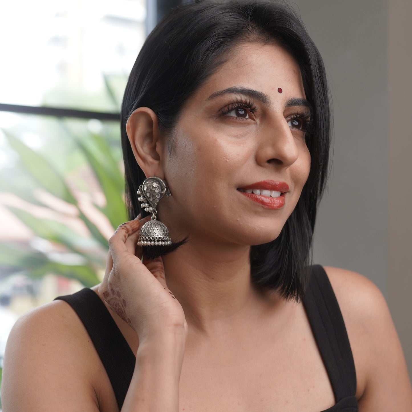 Silver Pearl Jhumkha Earring