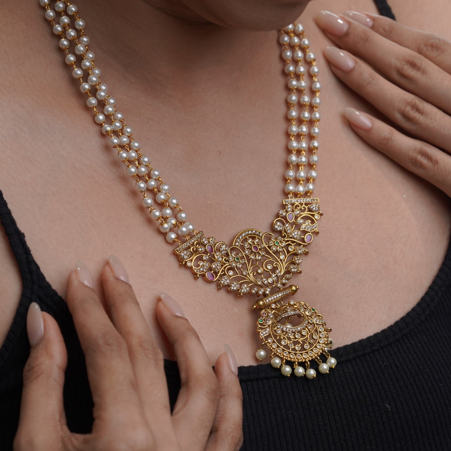 Pearl Layer Gold Pendant Necklace