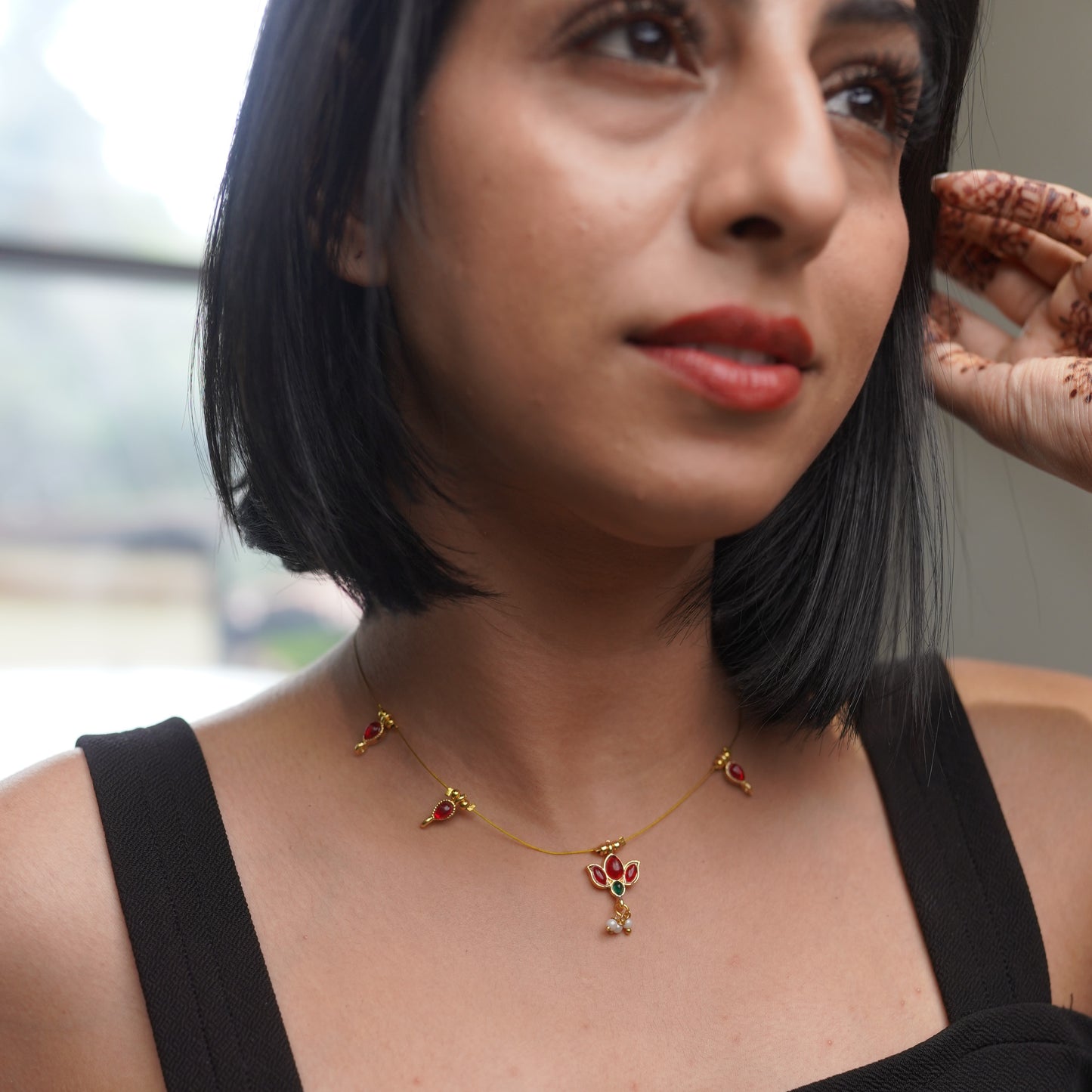 Light Weigh Simple Ethnic Necklace