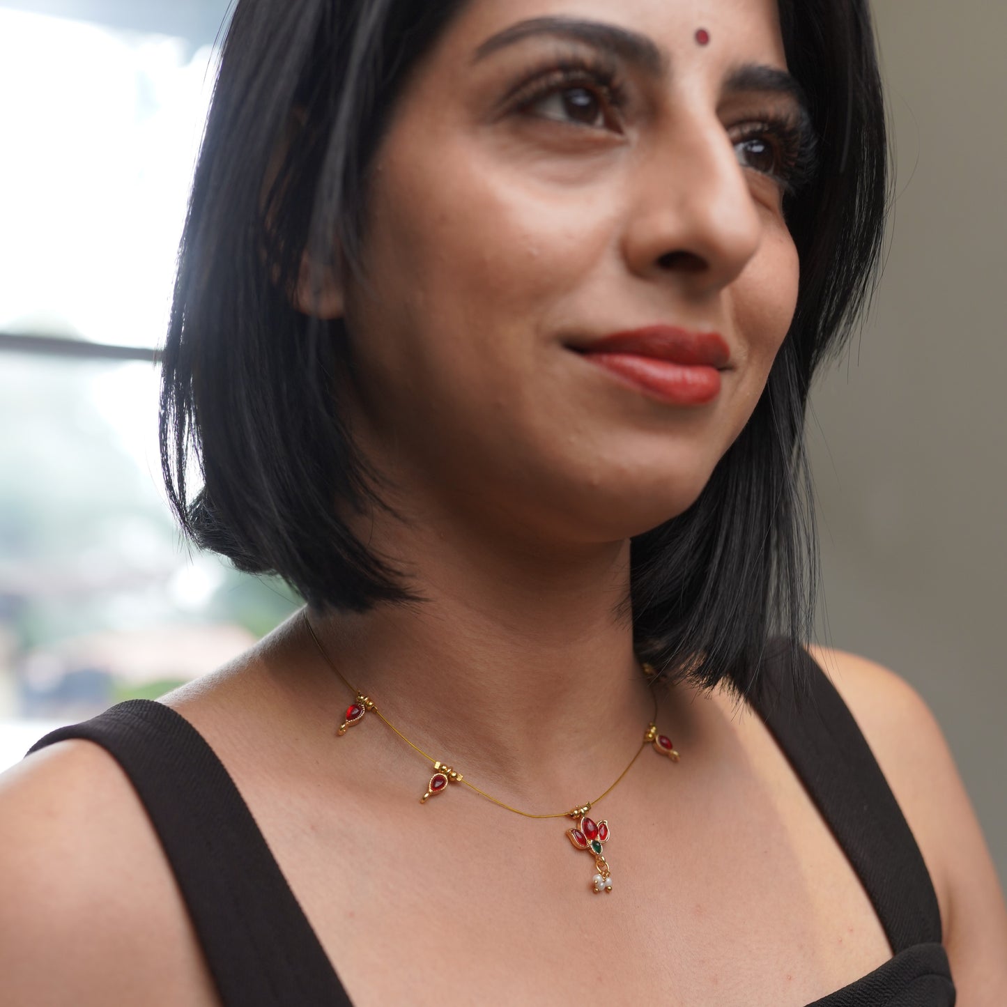 Light Weigh Simple Ethnic Necklace