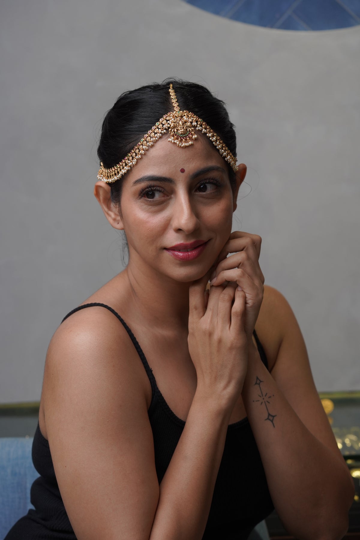 Traditional Kundan Pearl Maang Tikka & Matha Patti