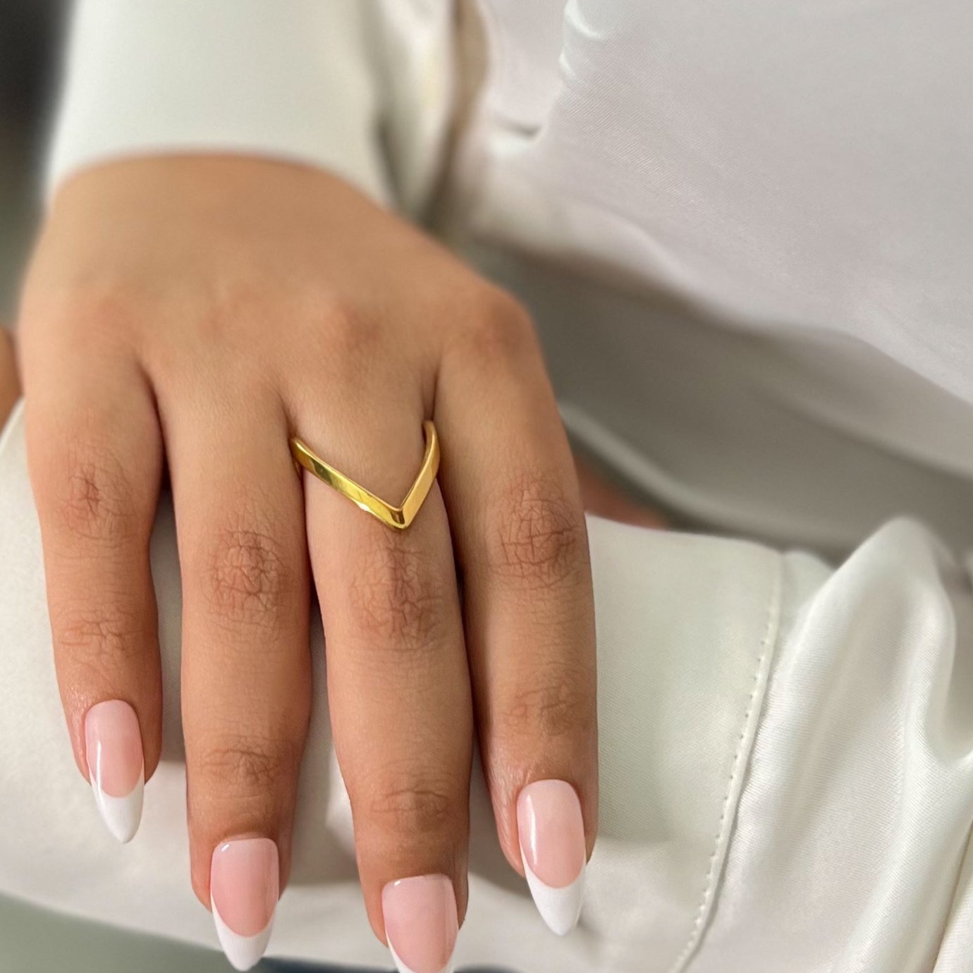V Ring Chic and Stylish Fashion Ring F5