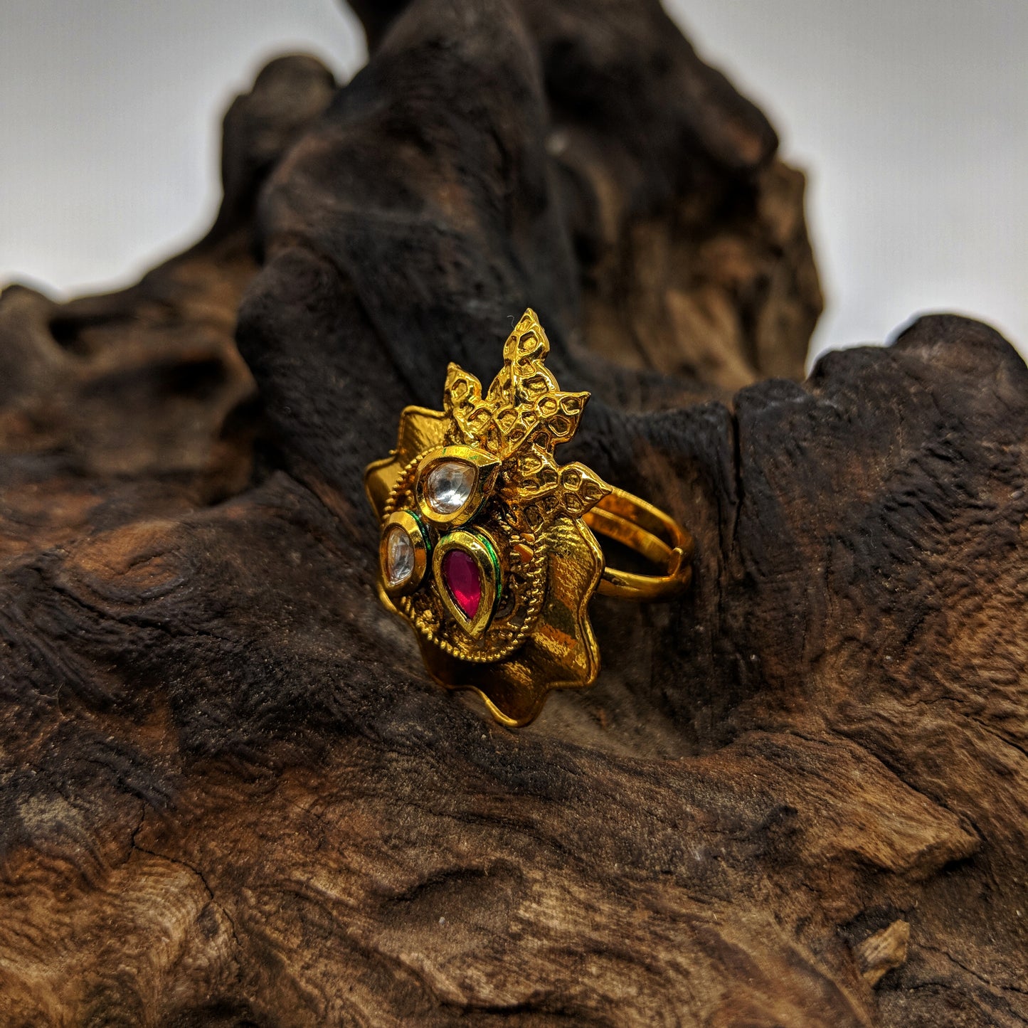 LOLstudio Gold Kundan Adjustable Ethnic Ring B38