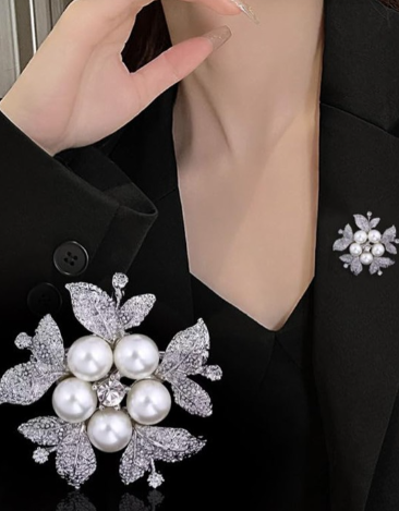 LOLstudio Silver Brooch & Lapel Pins for Saree and Suits B22