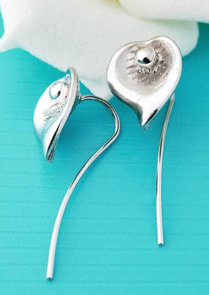 Leaf Drop Silver Earring