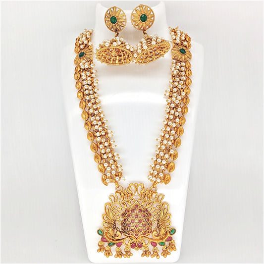 LOLSTUDIO  Pearl Temple Jewellery Set B4