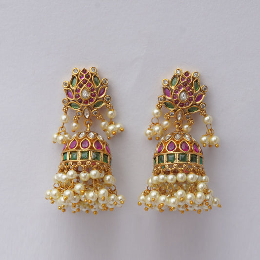 LOLstudio Gold Jhumkha Pearl Earring B238