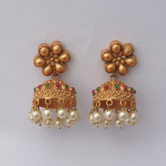 LOLstudio Gold Jhumkha Pearl Earring B233