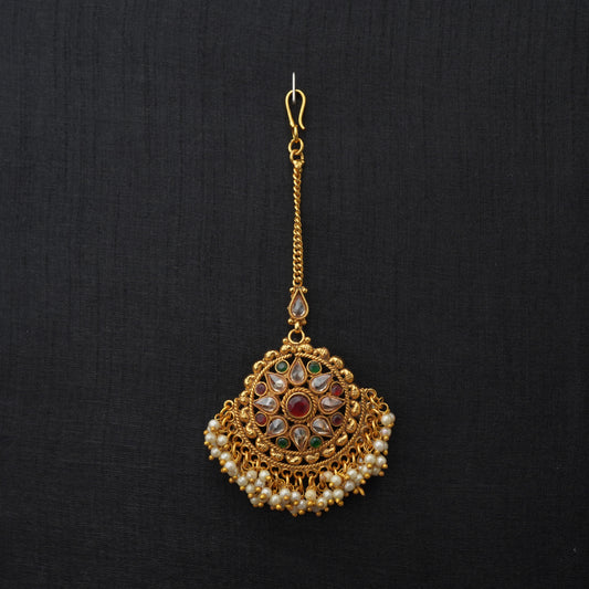 LOLstudio Pearl Kundan Ruby Maang Tikka B175