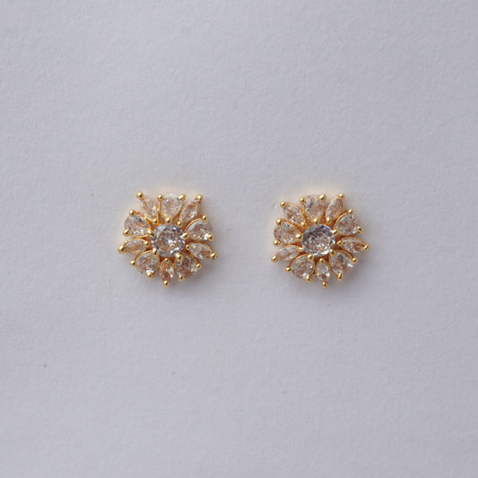 LOLstudio Stud Gold Floral Earring  B168