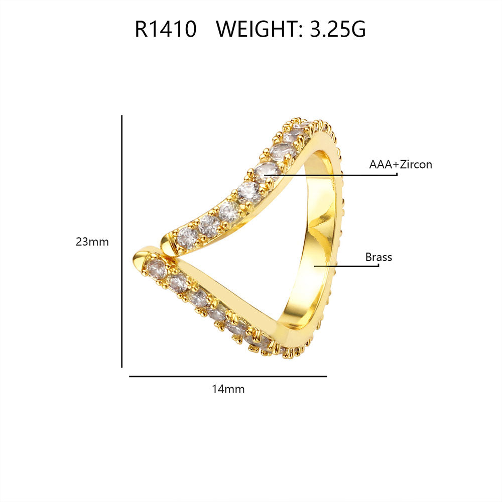 The Sculpted Chevron Pavé Band V - Shape Ring