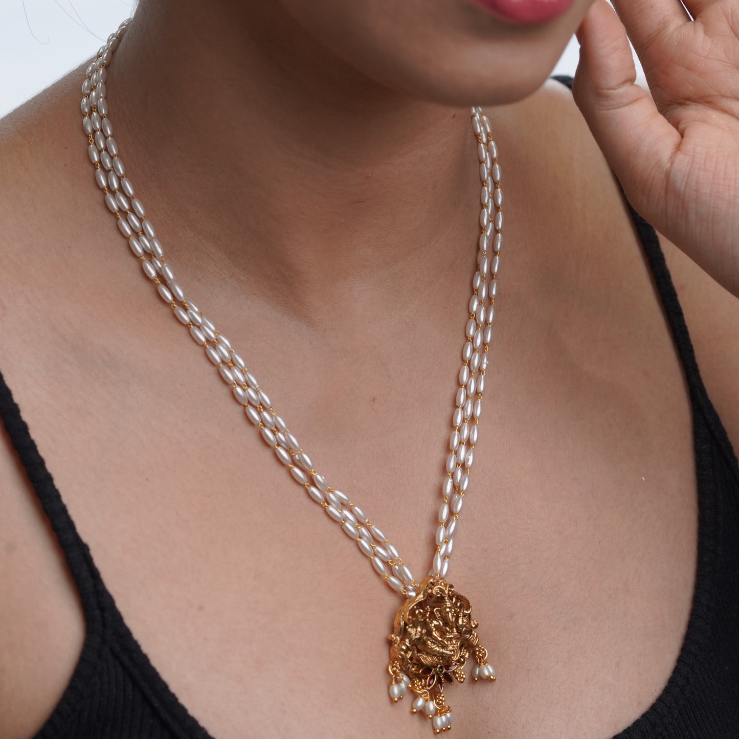 Fresh Water Rice Pearl with Ethnic Lord Ganesh Pendant Jewelry Set