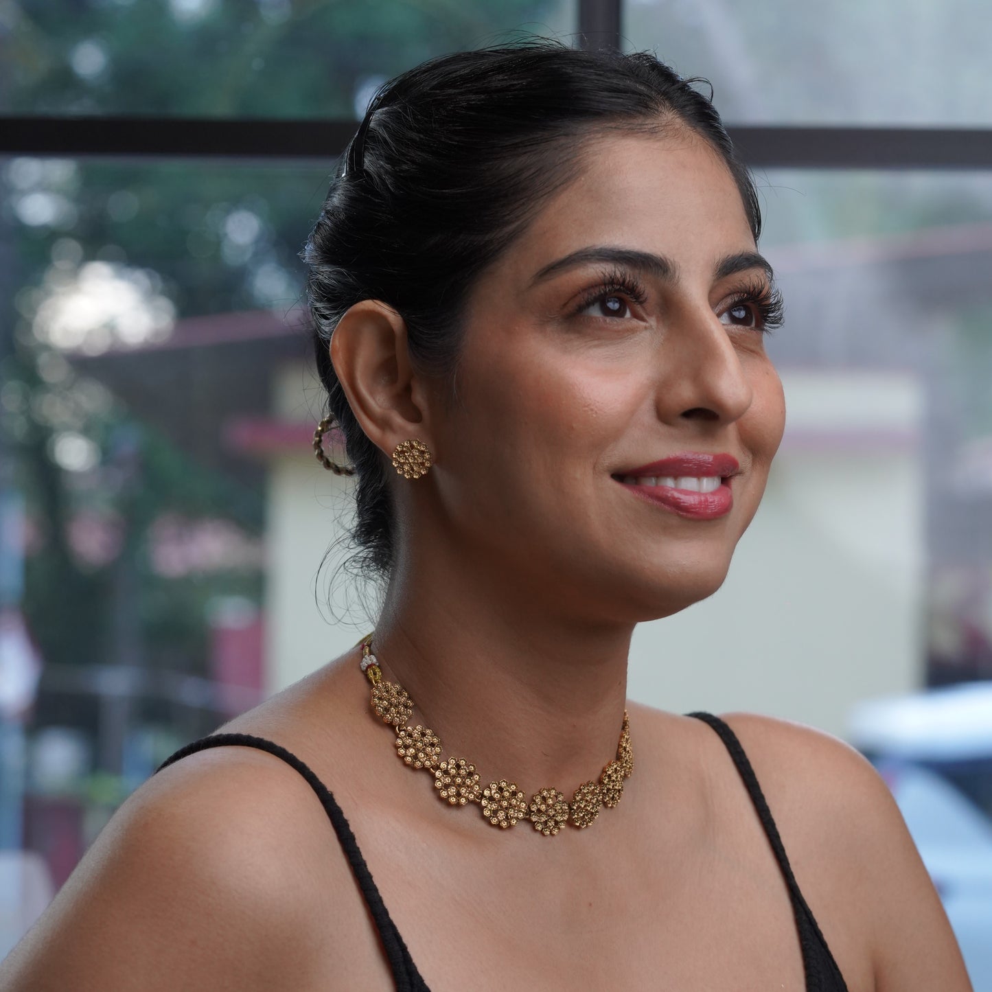 Gold Floral Round Choker Jewelry Set