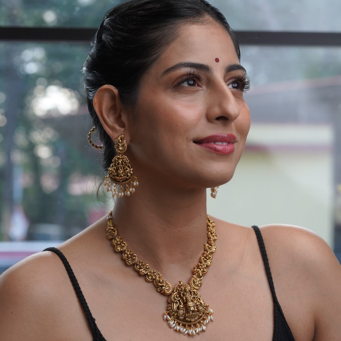 Laxmi Gold Antique Style Wedding Statement Jewellery Set