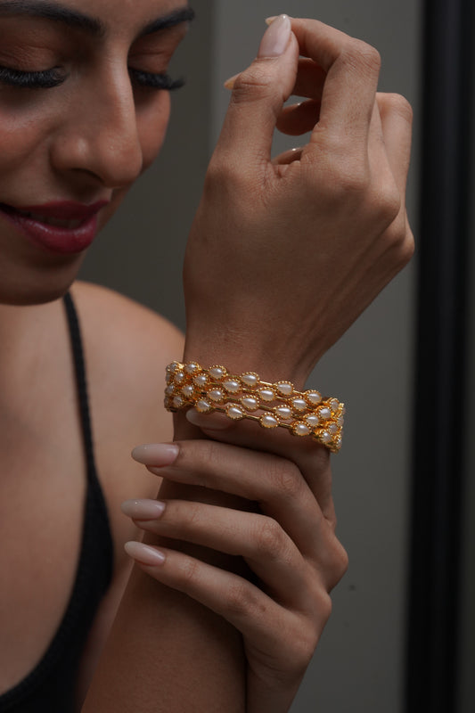 Pearl Vine Gold Statement Bangle (2pc - Size 2.6)