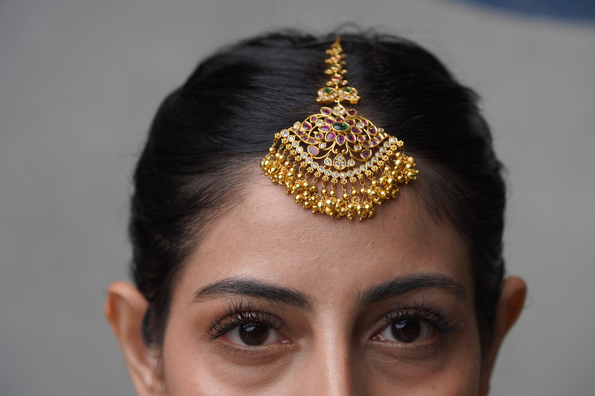 Royal Kundan Floral Maang Tikka