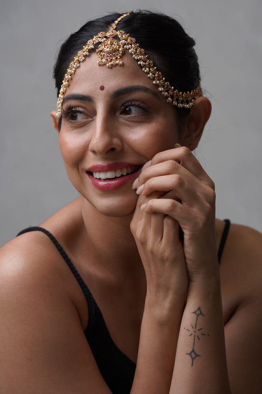 Traditional Kundan Pearl Maang Tikka & Matha Patti