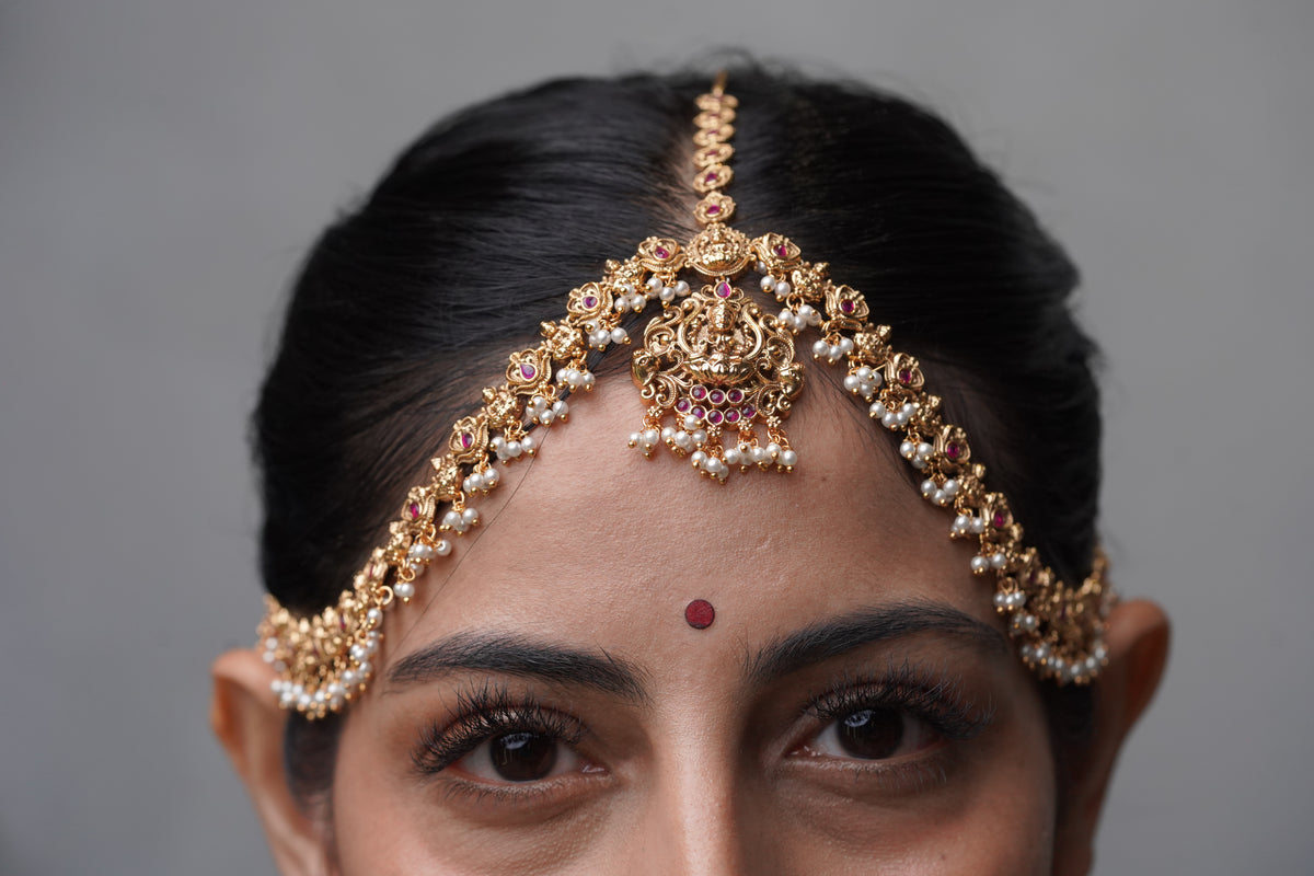 Traditional Kundan Pearl Maang Tikka & Matha Patti