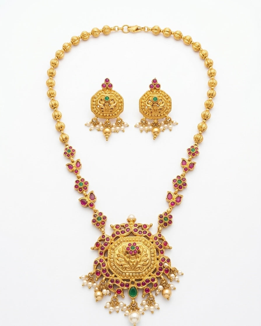Traditional Kemp & Pearl Temple Jewelry Set with Ruby and Emerald Accents - LOLSTUDIO