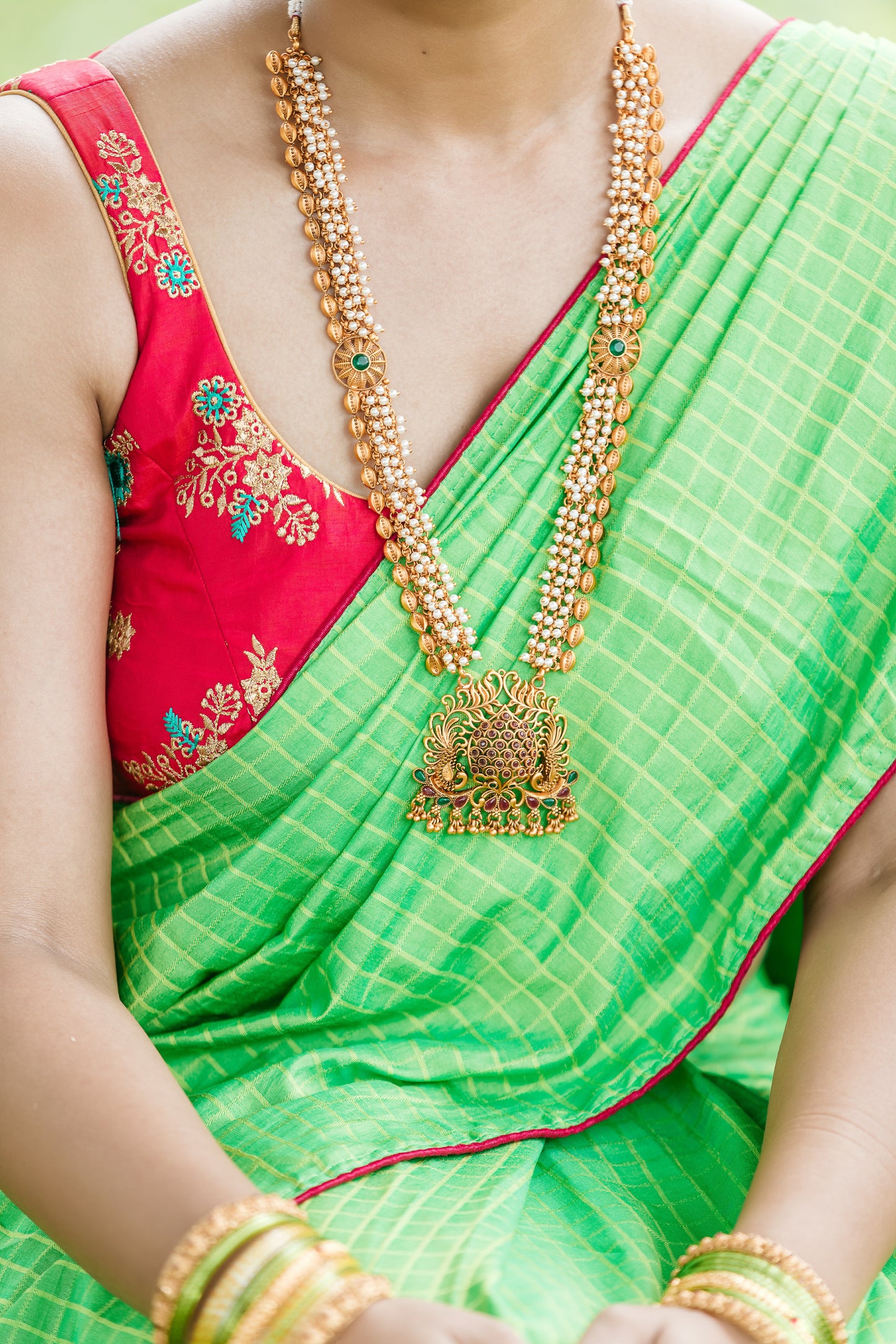 LOLSTUDIO  Pearl Temple Jewellery Set F9